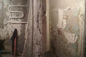 Ремонт на баня и тоалетна в Хрушчов. Ден 2: замазки, гипсови радиофарове
