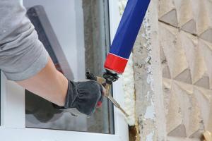 Защо монтаж фуги при инсталиране на прозорци трябва да бъдат в съответствие с ГОСТ: цех