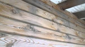 Как да се удължи живота глазури и лакове върху дървена повърхност?