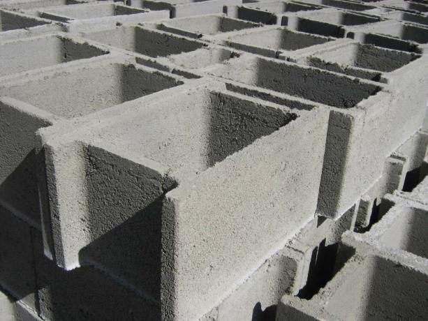 дърво-бетонни блокове