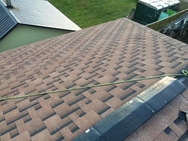 Монтаж на вентилационни билото за мек покрив.