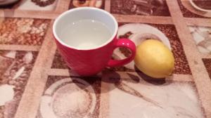 Защо пия вода с лимон и мед всеки ден. 7 причини