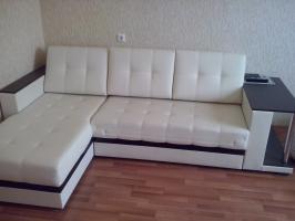Ъглов диван, който не си струва парите